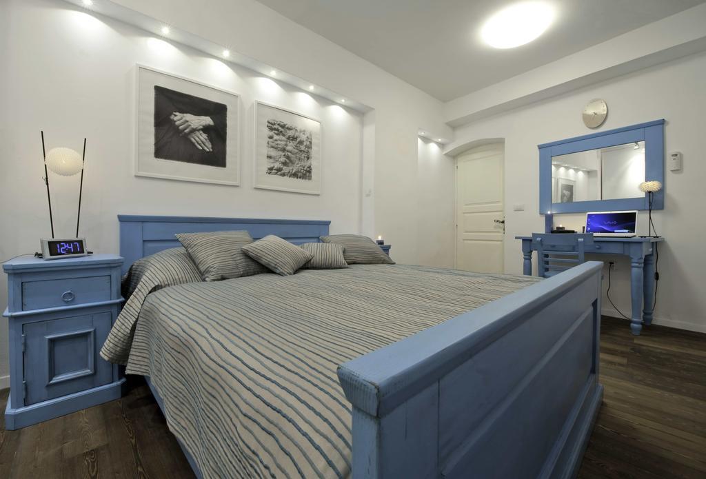 Apartment Whooart Komiža Extérieur photo